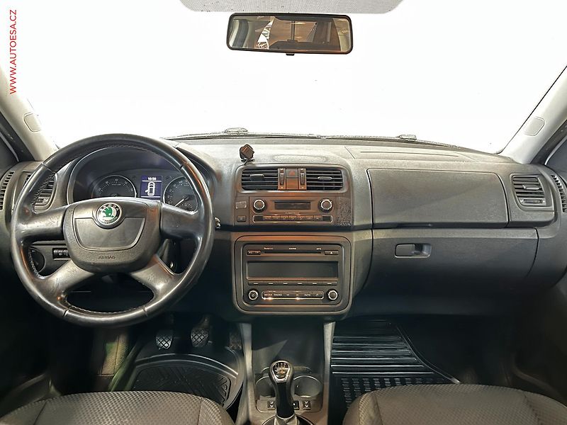 Škoda Fabia (2012) 1.2 TSI, ČR, Klima - fotka 8 z 14