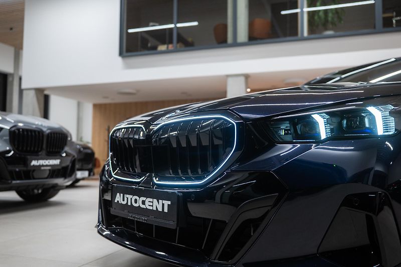 BMW Řada 5 (2025) 540xd M-SPORT NEZÁVISLÉ PANO  - fotka 5 z 54