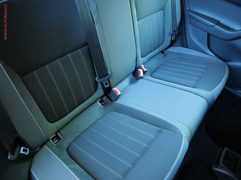 Škoda Fabia (2020) 1.0 TSi, ČR, Style, LED - fotka 12 z 22