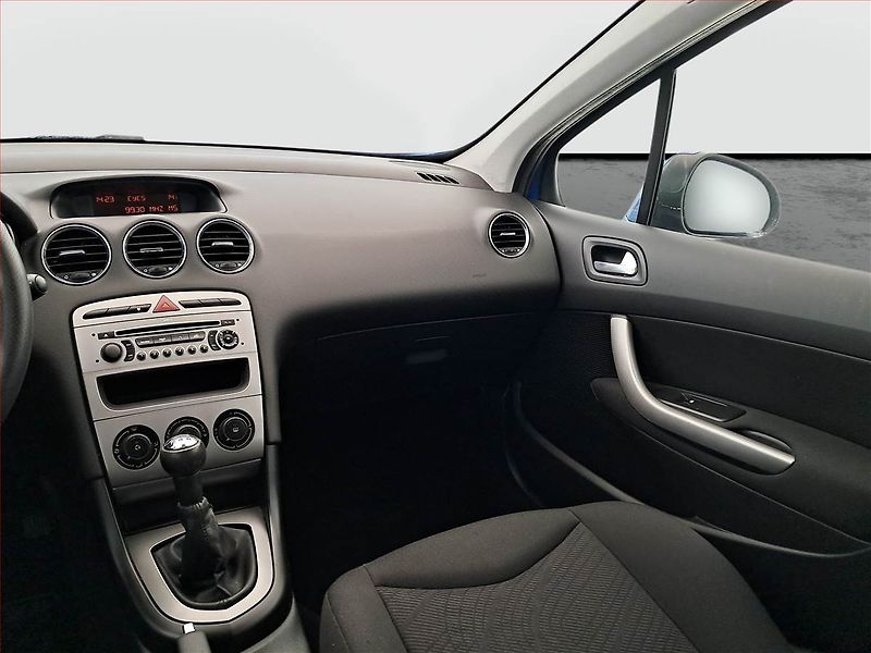 Peugeot 308 (2009) 1.4 VTi, nová STK, Tažné - fotka 8 z 16