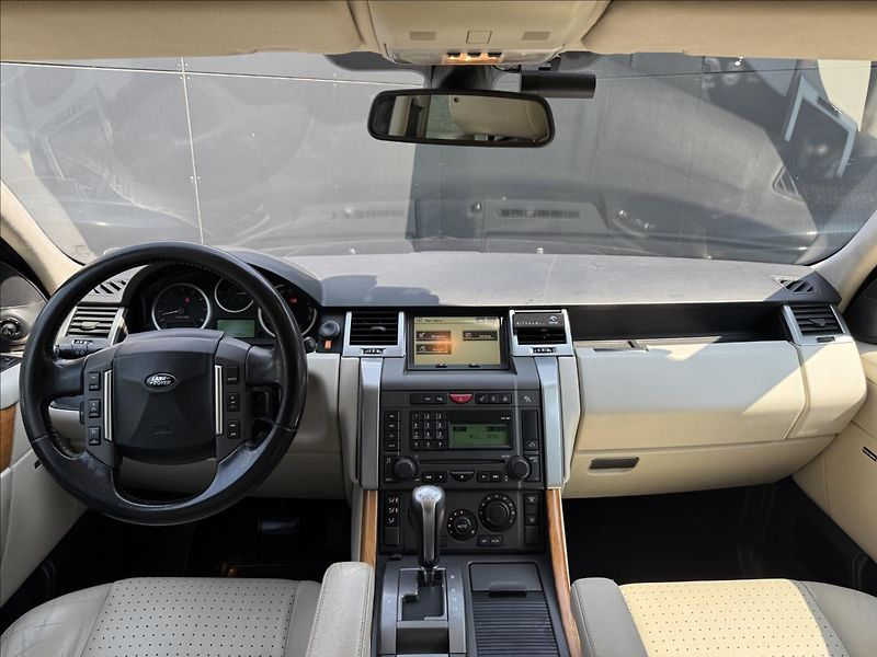 Land Rover Range Rover Sport 4,2 V8 Supercharged AT DPH - fotka 15 z 27