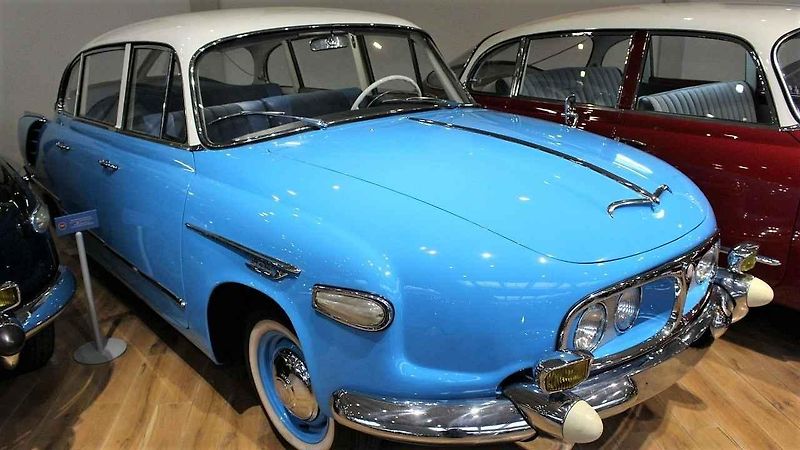 Tatra 603 - první verze