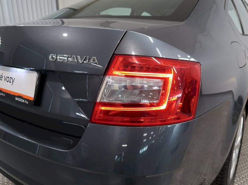 Škoda Octavia (2018) AMBITION 1.6TDI 85KW DSG - fotka 11 z 30