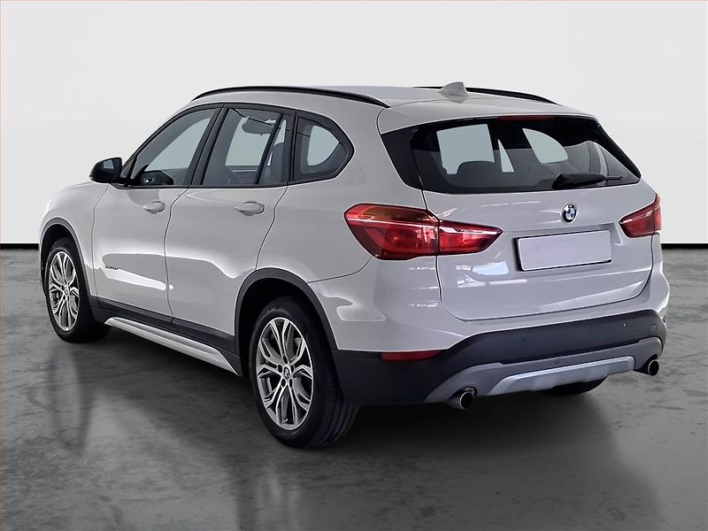 BMW X1 (2017) M Sport xDrive20d, 4X4 - fotka 4 z 20