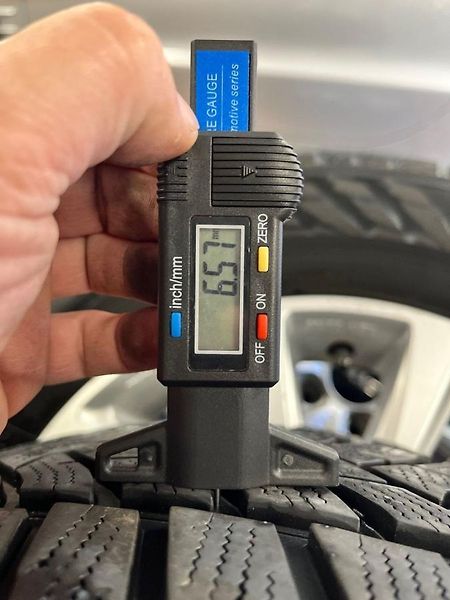 BMW Řada 3 LET. KOL VČETNĚ PNEU 205/55/16 - fotka 10 z 31