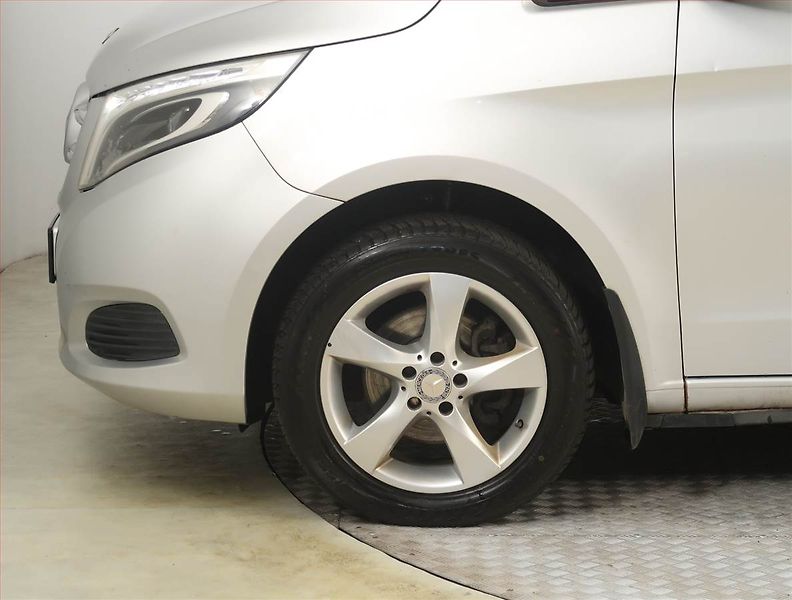 Mercedes-Benz Třídy V (2014) 220 CDI, ČR, DPH - fotka 15 z 25