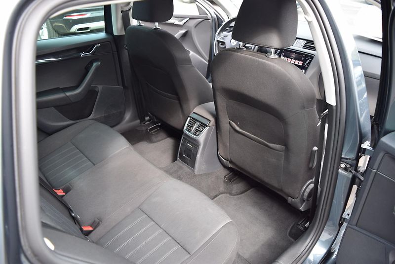 Škoda Octavia (2019) 1.5TSI 110kw AMBITION NAVI TAŽ - fotka 40 z 50