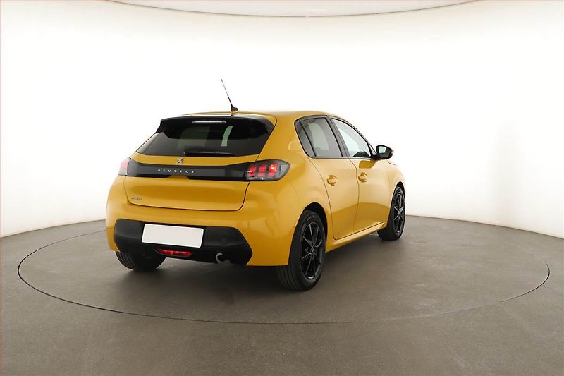 Peugeot 208 (2020) 1.2 PureTech, ČR,1.maj - fotka 5 z 15