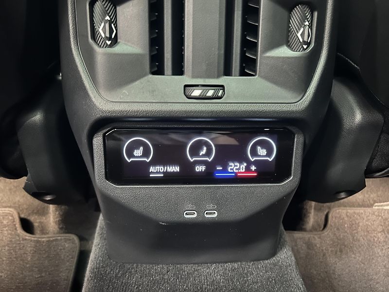 BMW X3 (2025) M50 293KW 4x4 NEZÁVISLÉ TAŽNÉ  - fotka 29 z 48