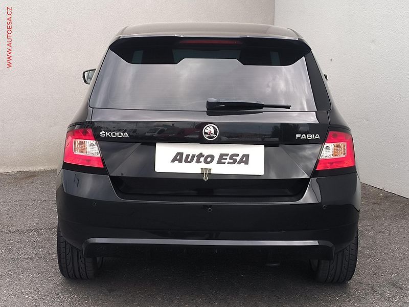Škoda Fabia (2017) 1.0 TSi, Monte Carlo, navi - fotka 5 z 21