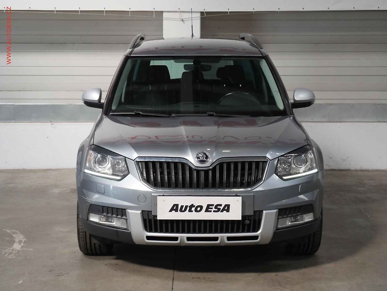 Škoda Yeti (2016) 2.0TDi 4x4, DSG, TZ, park - fotka 2 z 20