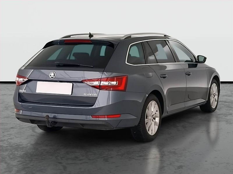Škoda Superb (2018) 2.0 TDI, Automat, Navi - fotka 5 z 23