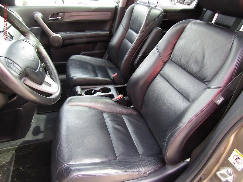 Honda CR-V (2008) 2.2 CDTi 4x4, ČR, AC, výhřev - fotka 9 z 17