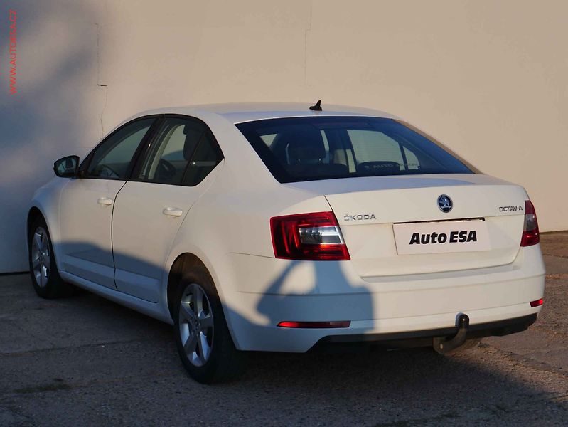 Škoda Octavia (2017) 1.6 TDi, ČR, AC, TZ - fotka 4 z 20