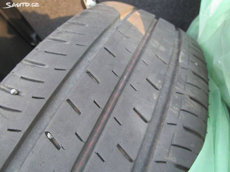 Suzuki Ignis 1,2 - 66KW - AUTOMAT - fotka 12 z 24