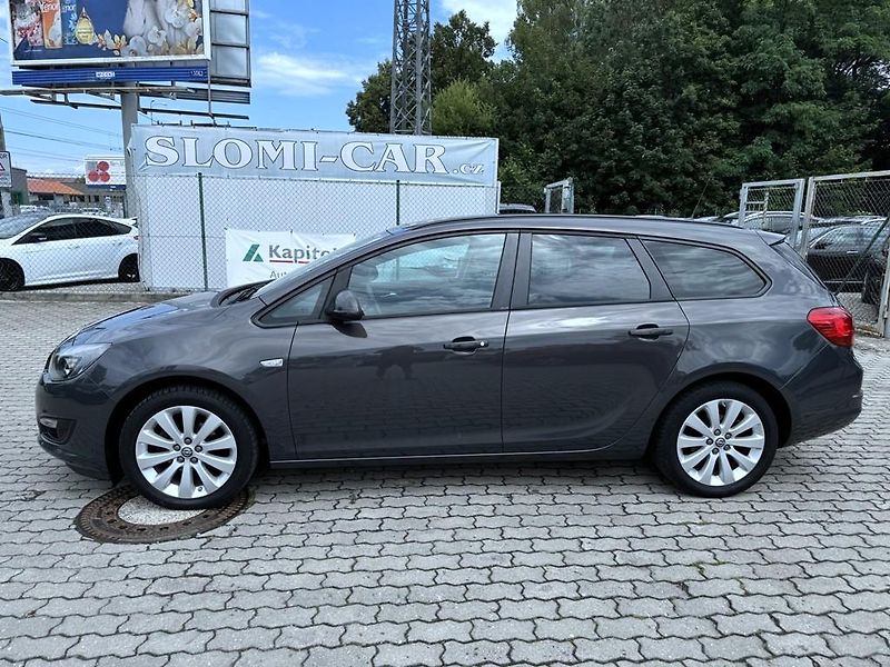 Opel Astra 1.4T 103 kW SPORTS TOURER - fotka 3 z 18