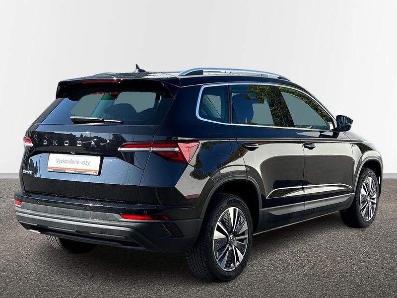 Škoda Karoq Selection - fotka 2 z 26