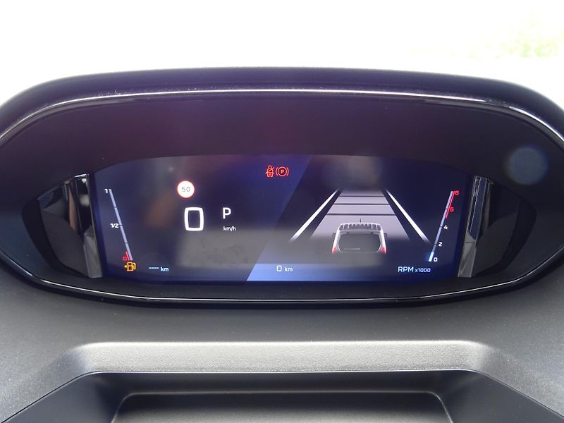 Peugeot Rifter (2026) GT BlueHDi 130 S&S EAT8 - fotka 29 z 43