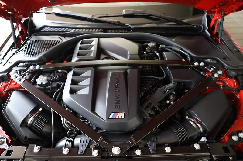BMW M4 Convertible Competition xDrive - fotka 12 z 31