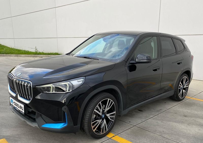 BMW iX1 (2023) SPORT 30, + zimní sada kol - fotografie inzerátu