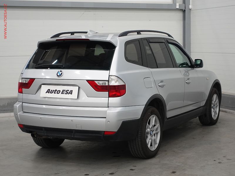 BMW X3 (2008) 2.0d xDrive20d, AT, xenon - fotka 4 z 22