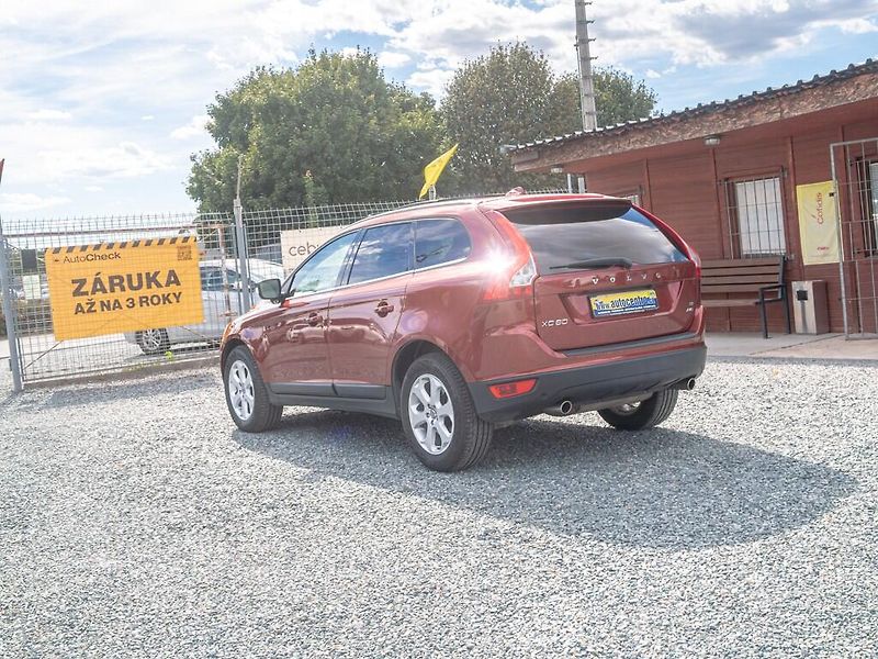 Volvo XC60 (2009) T6 AWD SUMMUM - fotka 7 z 51