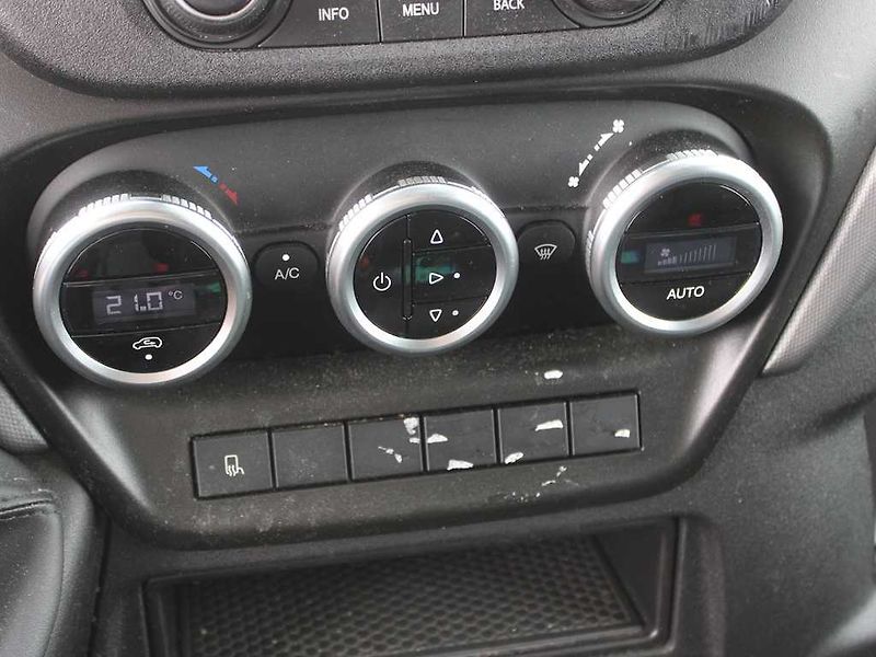 Iveco DAILY 35S18, EURO 6, SPACÍ NÁS - fotka 13 z 19