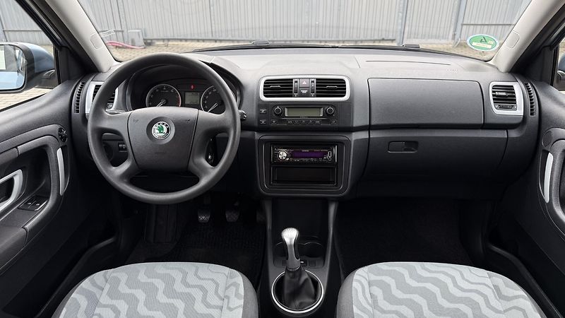 Škoda Fabia (2009) 1.6 16V*77kW*STYLE-EDITION*TOP - fotka 11 z 21