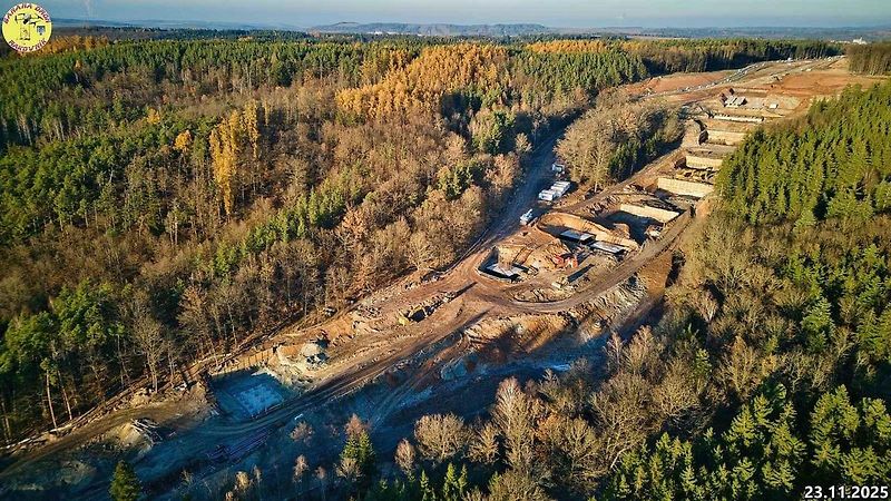 Staveniště dálnice D6 úseku Petrohrad - Lubenec. Foto: Jan Banán Svoboda