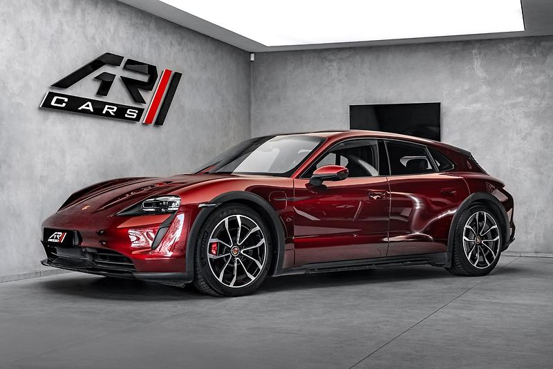 Porsche Taycan 4S Cross Turismo, cherry red - fotografie inzerátu