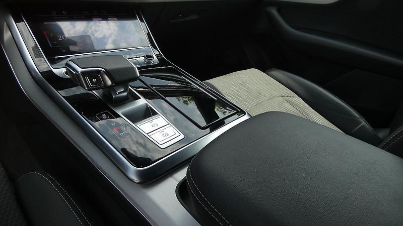 Audi Q8 50 TDi quattro Tiptronic - fotka 6 z 29