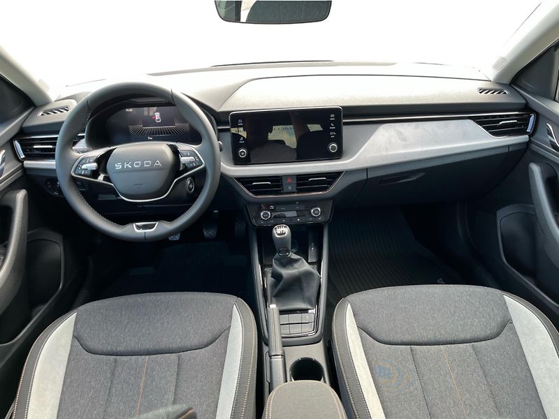 Škoda Scala 1,0 TSI 85 kW TOP SELECTION - fotka 5 z 28