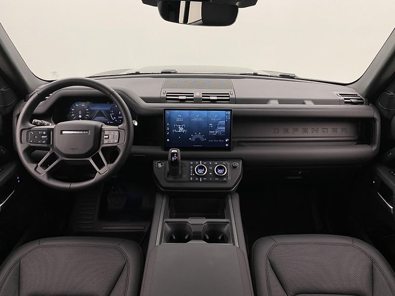 Land Rover Defender 110 D300 X-DYNAMIC SE AWD CZ - fotka 2 z 52