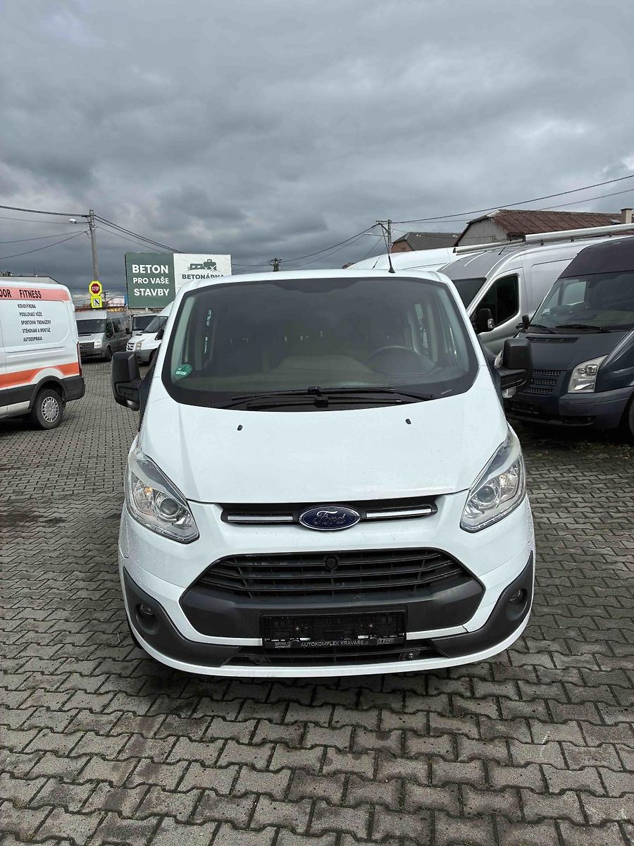 Ford Transit Custom L2-H1 KLIMA + 6 MÍST