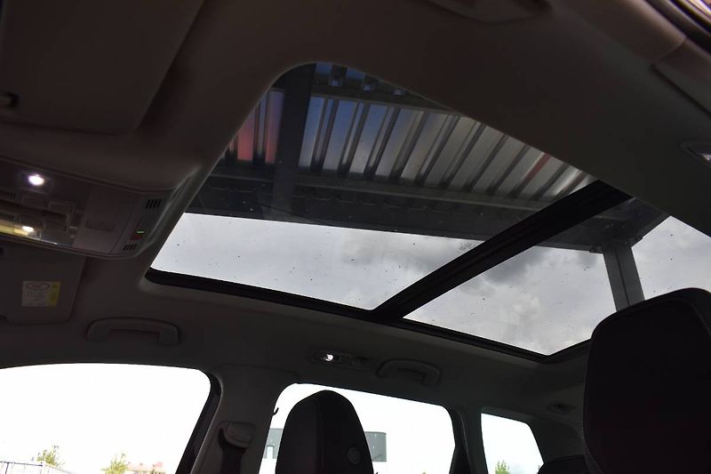 Škoda Karoq (2022) 1.5TSI 110kW Tour,DSG,Webasto - fotka 26 z 29