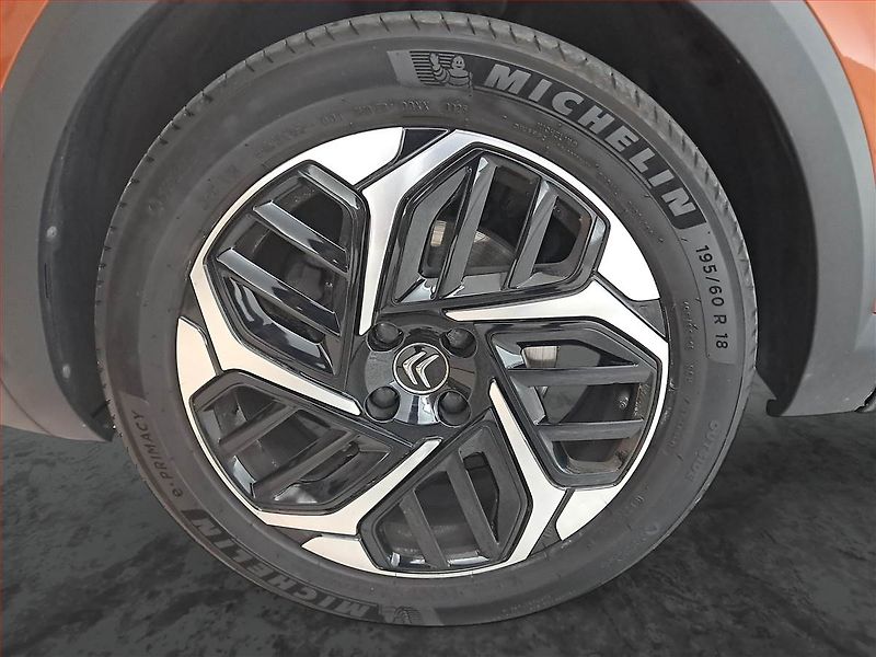 Citroën C4 (2021) 1.2 PureTech, ČR,1.maj - fotka 15 z 21
