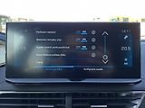 Peugeot 3008 ALLURE 1,2 PT 130k M6 - náhled 24