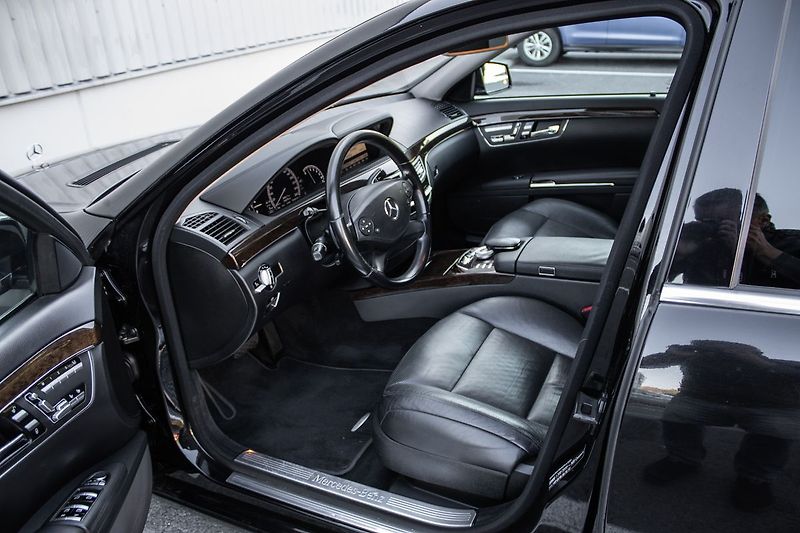 Mercedes-Benz Třídy S - fotka 18 z 43
