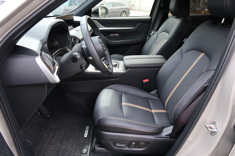 Mazda CX-80 (2026) 3,3 D254 AWD 8AT Homura Coso   - fotka 13 z 36