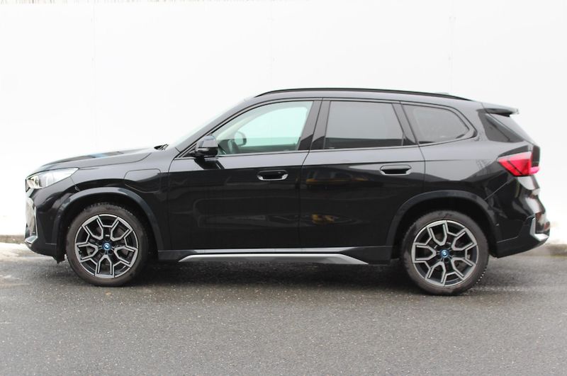 BMW X1 xDrive30e - fotka 9 z 22
