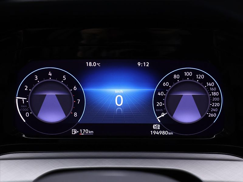 Volkswagen Golf Variant 1,5 TSI 110kW CZ LED 1.Maj - fotka 17 z 30