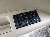 Ford Mondeo 2,5 i V6 24V Ghia Automat - náhled 29