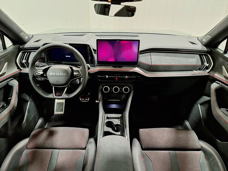 Škoda Kodiaq (2026) RS 2.0 TSI 4x4 195 kW 7Míst - fotka 11 z 31