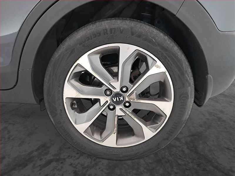 Kia Stonic (2018) 1.4 CVVT, Serv.kniha, Navi - fotka 15 z 17
