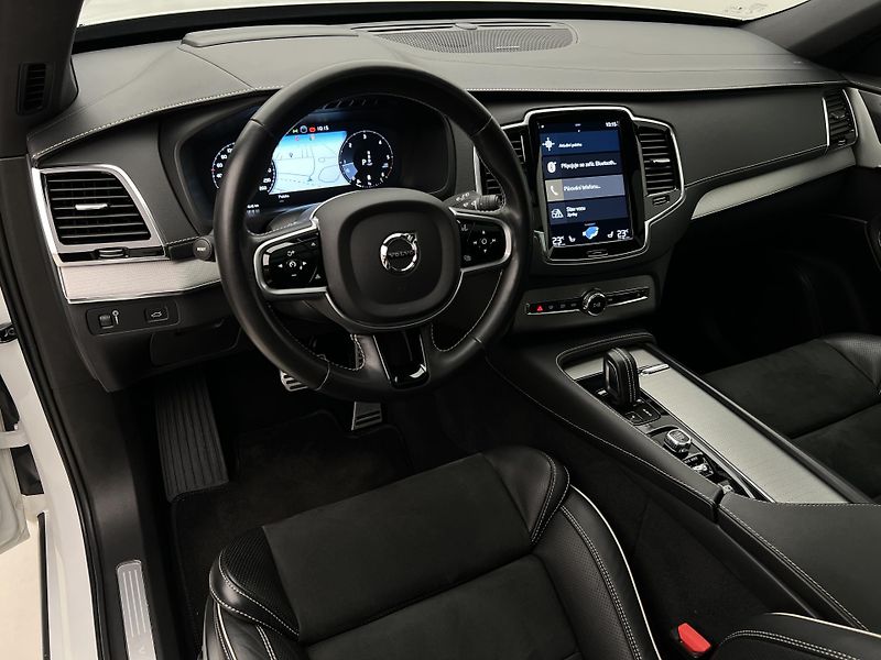 Volvo XC90 B5 AWD R-DESIGN 7 MÍST AUT  - fotka 4 z 47