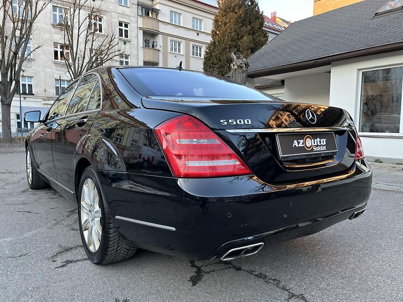 Mercedes-Benz Třídy S (2013) 500 4Matic - fotka 10 z 42