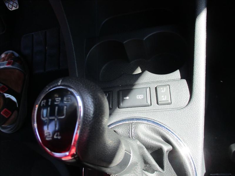Škoda Fabia 1,2 TSI,aut.klima,56.000km - fotka 18 z 27