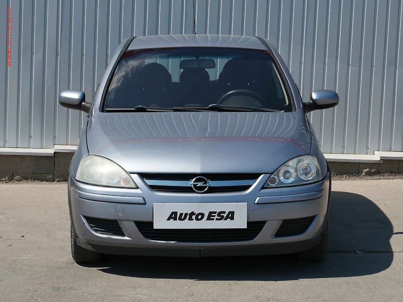 Opel Corsa (2005) 1.3 CDTi, Klima - fotka 2 z 15