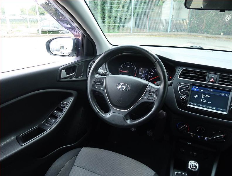 Hyundai i20 (2020) 1.2, ČR,1.maj, Serv.kniha - fotka 7 z 18