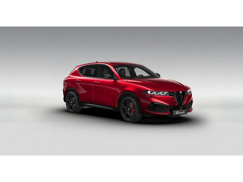 Alfa Romeo Giulia (2026) 2.0T 280k AT8 ZF Q4 4x4 Veloce - fotka 1 z 6